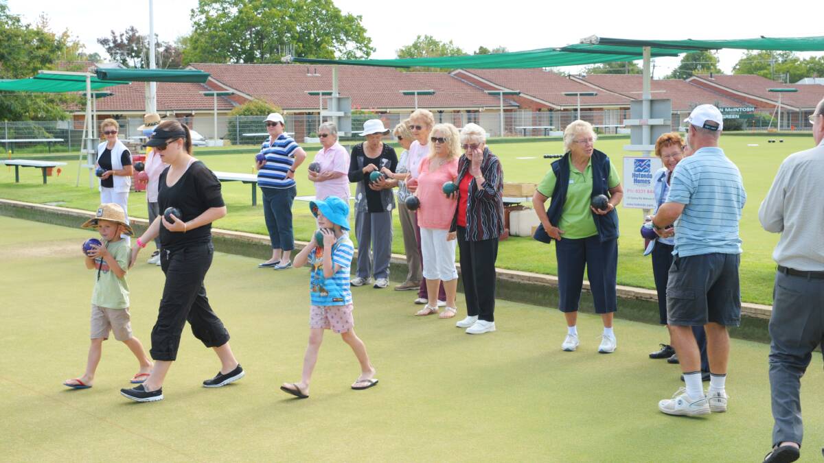 A quick tutorial on the basics of lawn bowls and off we go!