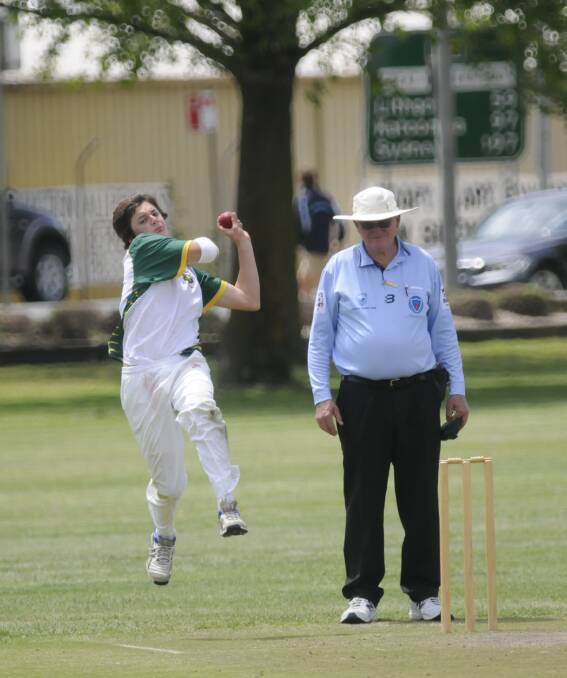 DODGING THE WEATHER: Ben Mitchell and his under 14s team-mates will resume their Mitchell Cricket Council campaign against Lithgow this Sunday provided the rain stays away. Photo: CHRIS SEABROOK 	102515cu14s1