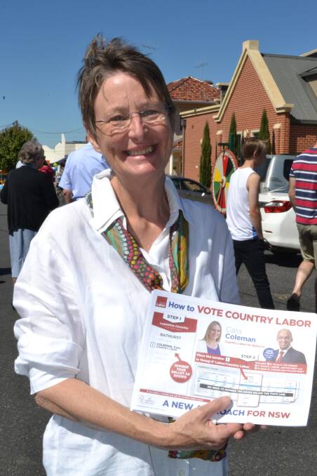 ELECTION DAY: Jennifer Short representing Country Labor at the Catholic Centre polling booth. Photo: NADINE MORTON 032815nmvote18