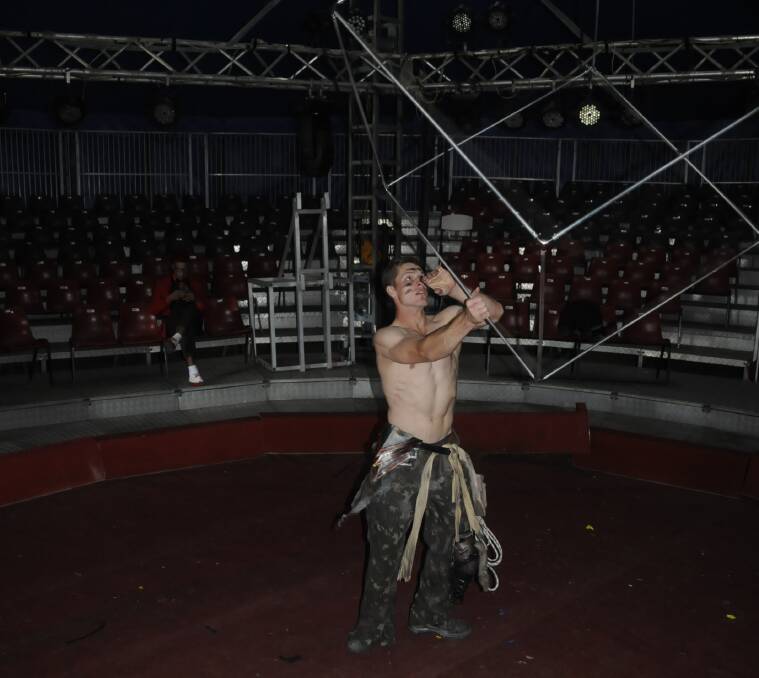 TOP TRICK: Russian man Sasha Nareyko is among The Great Moscow Circus performers who will be under the big top in Bathurst from Thursday. Photo: CHRIS SEABROOK