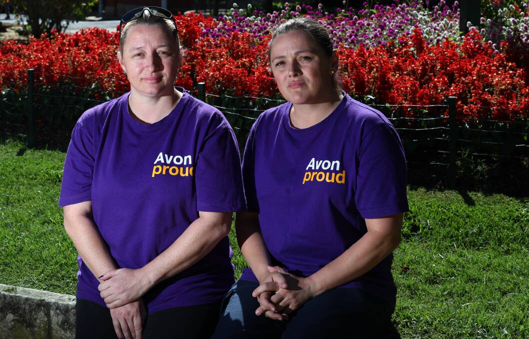 PROUD NO MORE: Avon representatives Rebecca Ghattas and Dusanka Bijelic are angry with the way the company has pulled out of Australia. Photo: PHIL BLATCH 022118pbavon1