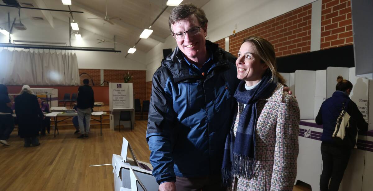 IN SUPPORT: Andrew Gee and his wife Tina cast their votes at Kelso Public School in Bathurst on Saturday afternoon. Photo: PHIL BLATCH 070216pbgee8