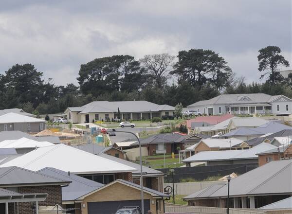 FEELING THE PINCH: New figures show that 17 per cent of Bathurst residents are experiencing housing stress. Photo: CHRIS SEABROOK.112711csburbs3
