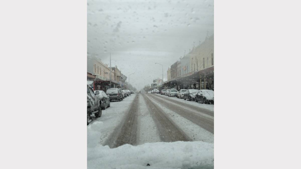 SNOW: Lithgow's Main Street. Photo contributed. 
