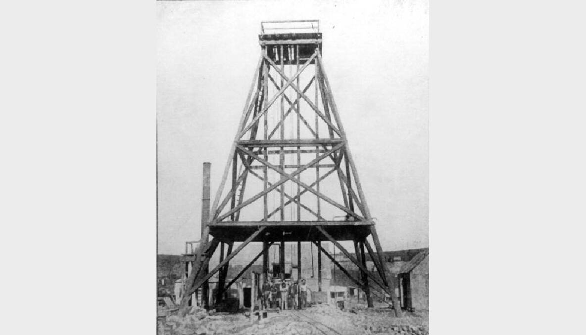 The main mining shaft at Lucknow, no date. Photo: The Collections of Central West Libraries.