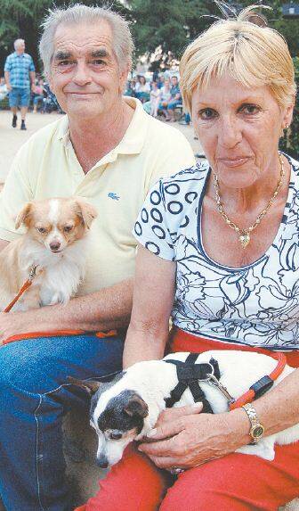 2006: Malcolm and Josette Scott with their dogs Charlie and Picolo.