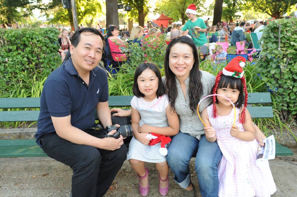 MERRY CHRISTMAS: Alfred Wong, Esther Wong, Annie Wong and Sarah Wong. Photos by: CLARE LEWIS 151213mac45