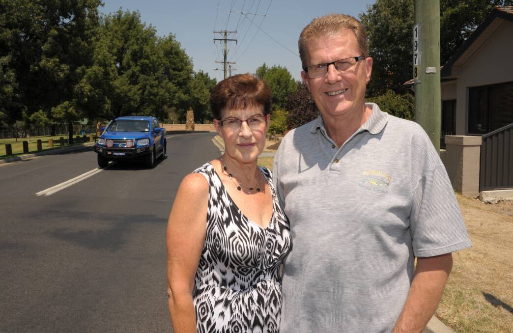 SAFETY CONCERNS: Margaret and John Hollis want to see a traffic plan put in place for busy Stanley Street. Photo: ZENIO LAPKA 	020714zhollis1