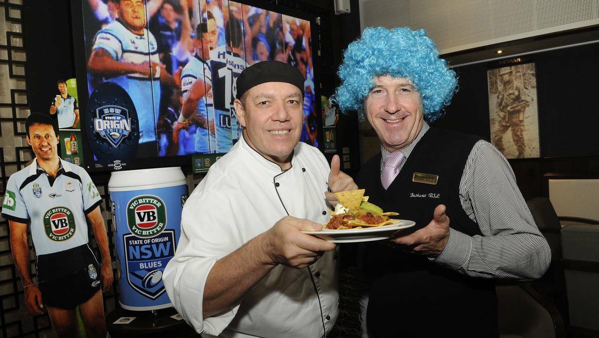 Bathurst RSL Club chef Marco Neyra and marketing manager Peter Feenan are ready for State of Origin. 060413pblues