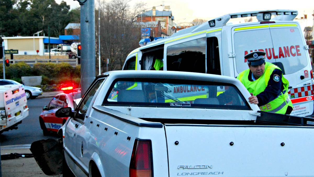 COWRA: Emergency services helped clear the scene of a car accident, in which a man received minor injuries, at the corner of Kendal and Lachlan streets on Monday afternoon. 