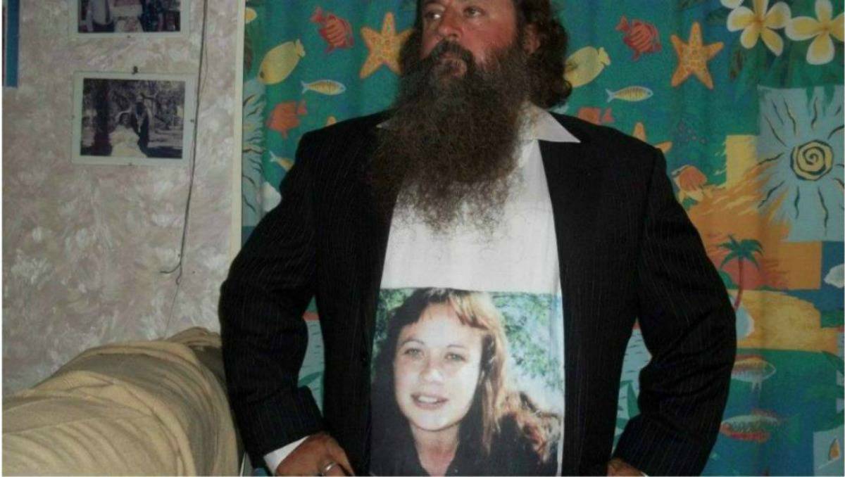 Mick Peet, the father of murdered Dubbo woman Lateesha Nolan, said he would wear a T-shirt bearing his daughter's image when he watched her killer, Malcolm Naden sentenced in court on Friday. Photo: CONTRIBUTED