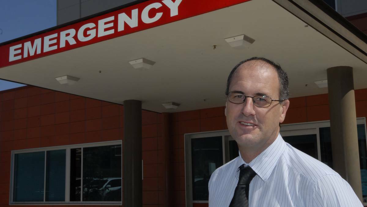 BATHURST Base Hospital boss David Wright has dismissed as “ridiculous” union claims about the effect the loss of five beds will have on the community.