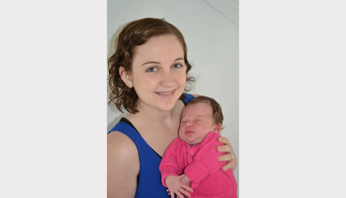 Hayley Davis with her daughter Sophie Rose, who was born on February 15. Photo: CHRIS SEABROOK 