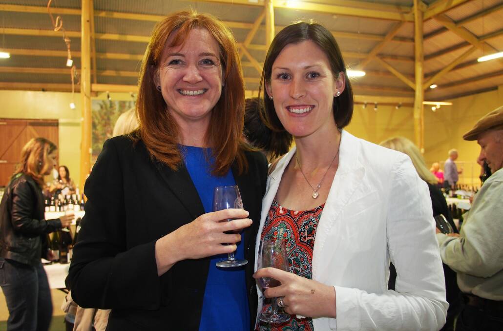 Melissa Inwood and Kylie Neville at the National Cool Climate Wine Show public tasting.