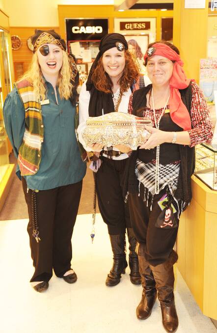 M’HEARTIES: Taylor Zarnow, Melissa Griffiths and Sharon Mitselburg at Wallace Bishop jewellers. 