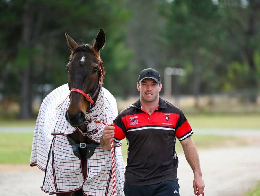 Bathurst Harness Racing driver Doug Hewitt with horse Ripp arriving at the Menangle retention barn on Thursday, August 31, ahead of the industry's richest race on Saturday, September 2 - The Eureka. Picture by Club Menangle
