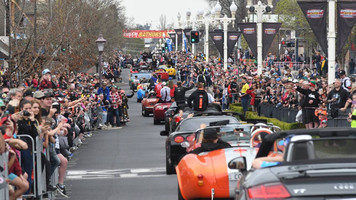The Bathurst 1000 street parade will make its return in 2022, having not been held since 2019.