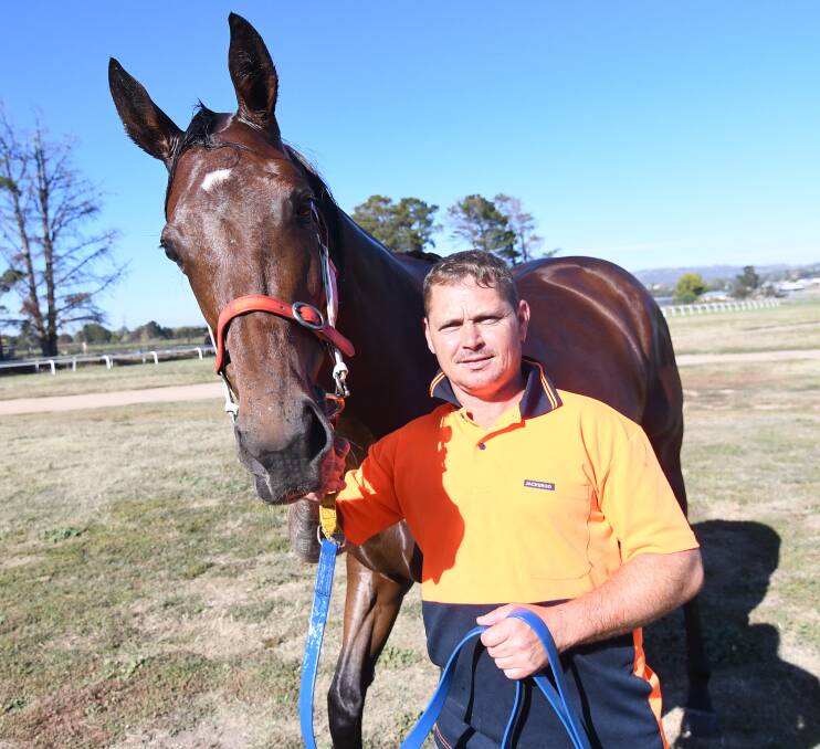 BIG CHANCE: Bathurst trainer Roy L McCabe with Renalot, who has a started in Friday's Orange Gold Cup (2100 metres). Photo: BRADLEY JURD