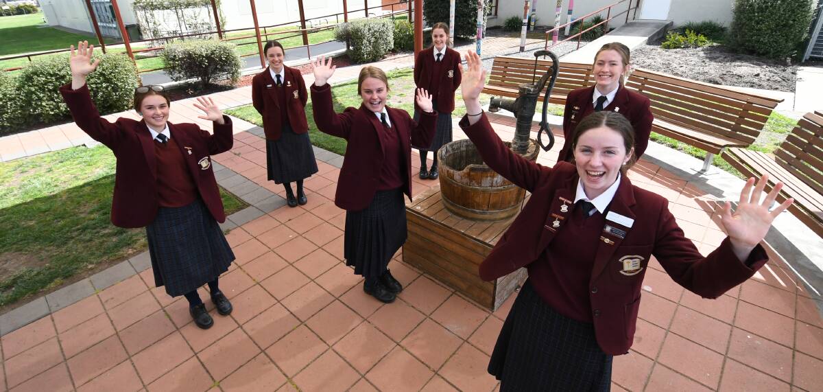 IT'S BACK ON: MacKillop College Year 12 students: front vice captain Grace Lynch. Middle: Olivia Pringle, Kayla Hanrahan and Jacinta Windsor. Back: Abbey Griffin & Tayah Hazzard. Photo: CHRIS SEABROOK 090820cmack1