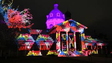 The illuminations that lit up the Bathurst Court House in 2020 will be back again for the 2022 Bathurst Winter Festival. Photo: CHRIS SEABROOK