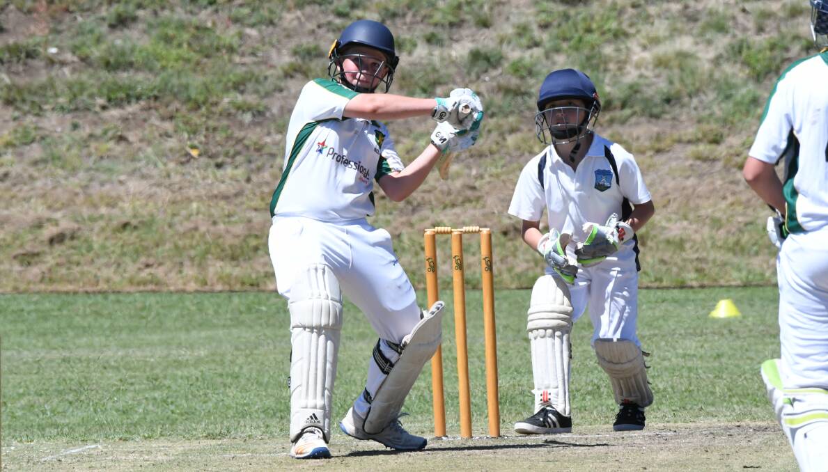 TOP KNOCK: Bathurst's under 12s Ruben Newton in action earlier this month against the Blue Mountains. Newton hit a team high of 33 not out on Sunday. Photo:CHRIS SEABROOK 021019cu12s3