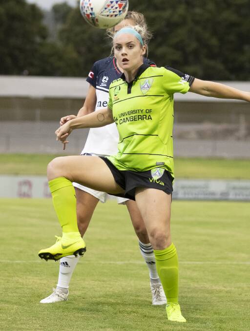 ASSIST: Ellie Carpenter when playing for Canberra. Photo: Sitthixay Ditthavong