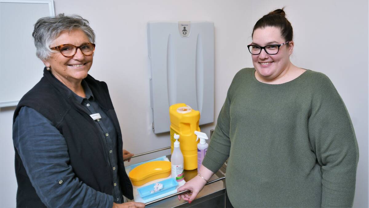 GET BOOKED IN: Ochre Medical Centre Bathurst registered nurse Mary-Rose Moses and practice manager Samantha Allen. Photo: CHRIS SEABROOK 052621cjab1