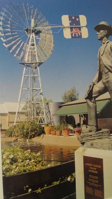 LARGER THAN LIFE: This statue of Banjo Paterson adorns the entrance of the Waltzing Matilda Centre at Winton.