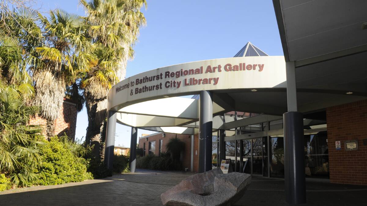 How BRAGS adds to the Bathurst Regional Art Gallery