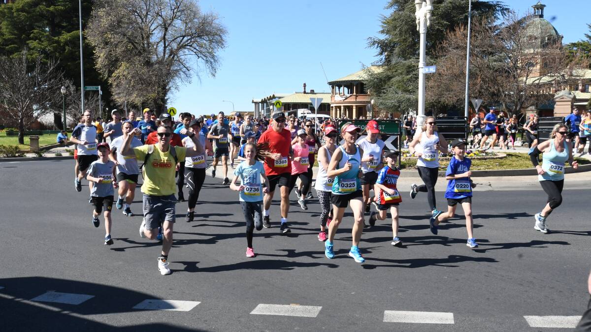 ON THE RUN: Participants put their best foot forward at the start of the Edgell Jog last year. Preparations are well in hand for the 2019 edition. Photo: CHRIS SEABROOK 092318cejog1