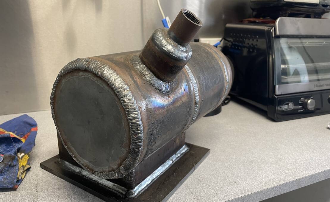 A practice pressure vessel created by Harrison Field.