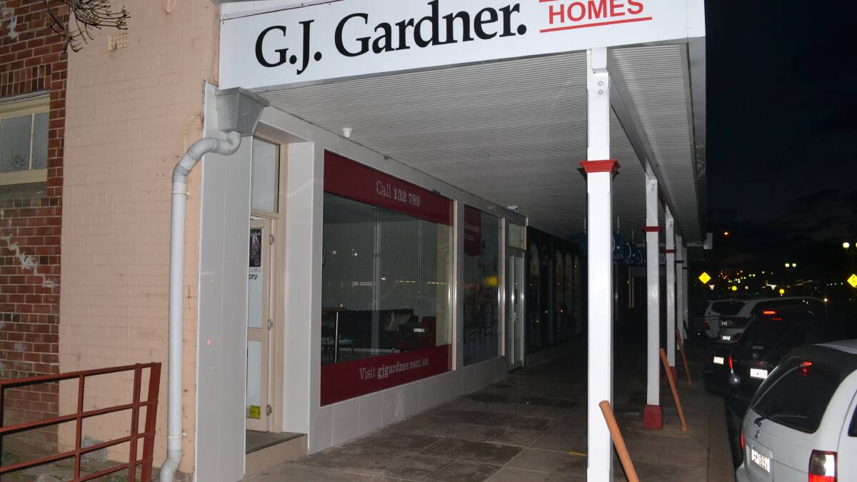 Uncertainty for tradies owed money after collapse of GJ Gardner Homes in Bathurst