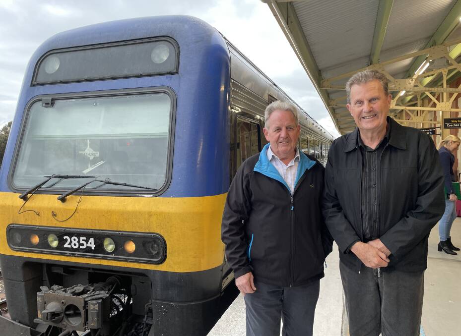 Mayor Robert Taylor and John Hollis during last year's celebrations for the 10-year anniversary of the Bathurst Bullet daily service to Sydney.