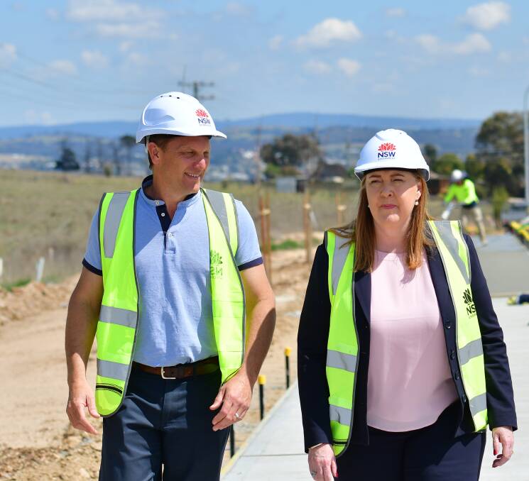 Mayor Jess Jennings and NSW Regional Transport Minister Jenny Aitchison during the minister's visit to Bathurst late last year. Picture by Bradley Jurd