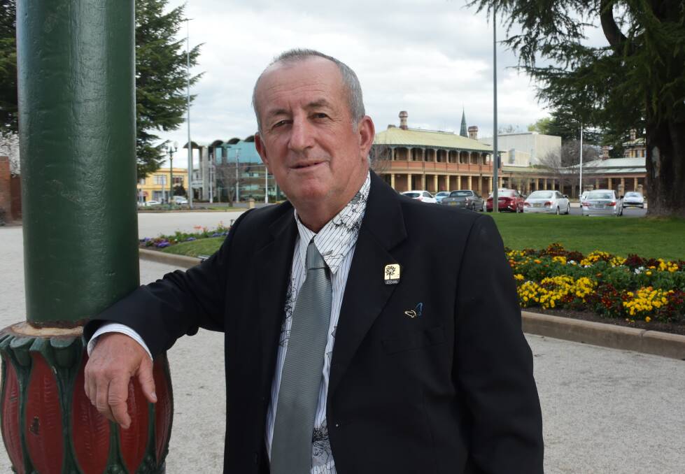 HELPING HAND: Mayor Bobby Bourke has been thanked by a woman who lives in his street.