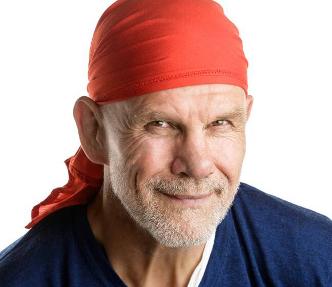FAMILIAR FACE: Journalist and bestselling author Peter FitzSimons will be in Bathurst to talk about his new book.