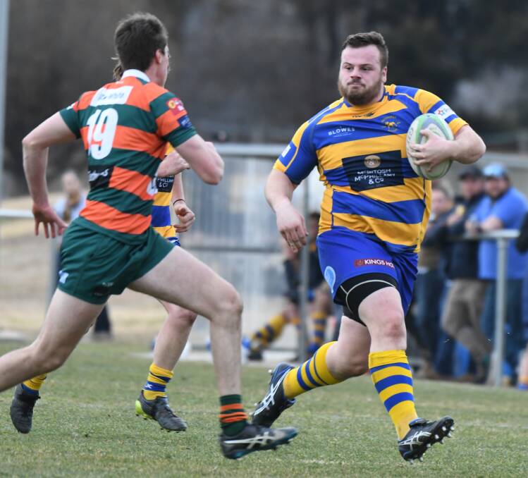 ON THE CHARGE: Joel Harper scored two tries against Orange City to help Bulldogs go into the Blowes Clothing Cup finals series on the back of a commanding 77-7 win. Photo: CHRIS SEABROOK