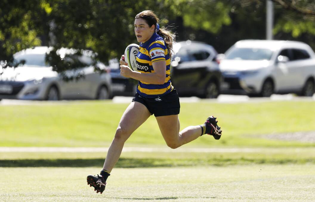 BRIGHT PROSPECT: Jakiya Whitfeld is one of the teenage talents who are pushing for higher rugby 7s honours. She has already represented Australia an an open level. Photo: KAREN WATSON