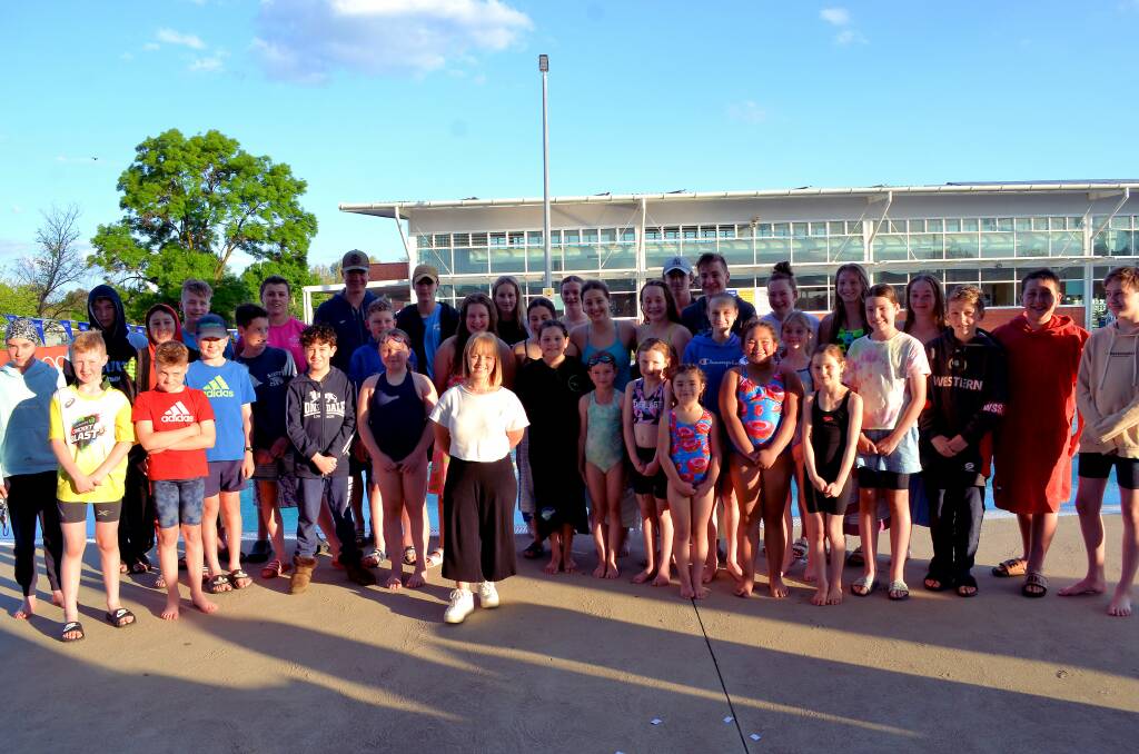 MOTIVATED: Australian Paralympic star Tiffany Thomas Kane spoke to Bathurst Swim Club members on Friday night before they competed.