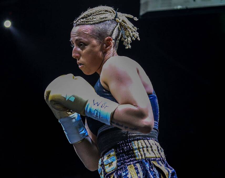 AIMING UP: Bathurst boxer Kylie Fulmer will fight for the LBF Intercontinental Super Bantamweight World Title in April. Photo: ROSITA GTZ