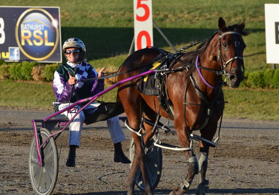 Amy Rees made it a double at the Bathurst Paceway on Wednesday with a perfect drive aboard Sams Express. Photos: ANYA WHITELAW