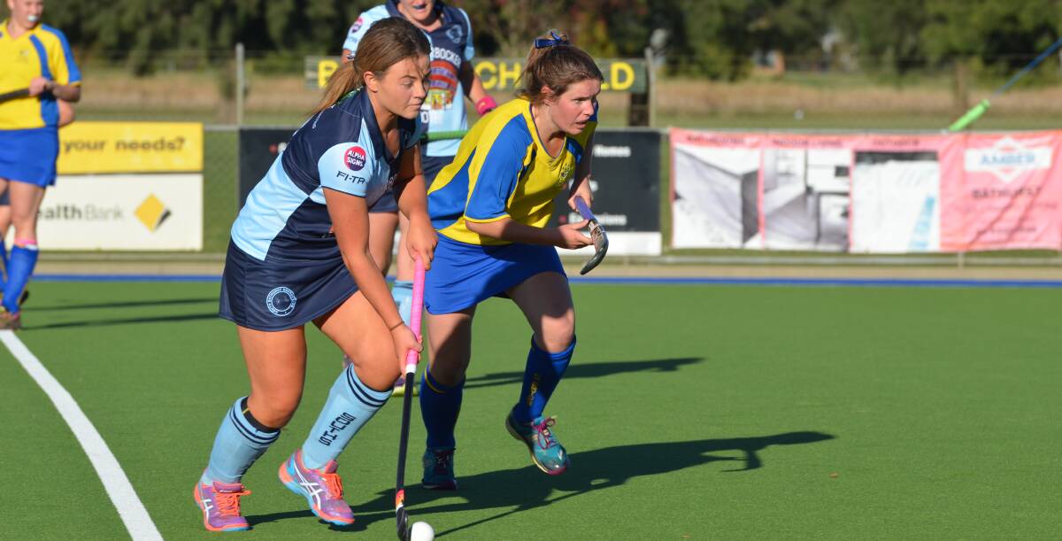 Souths beat women's Premier League Hockey rivals Ex-Services 2-1 on Saturday. Photos: ANYA WHITELAW