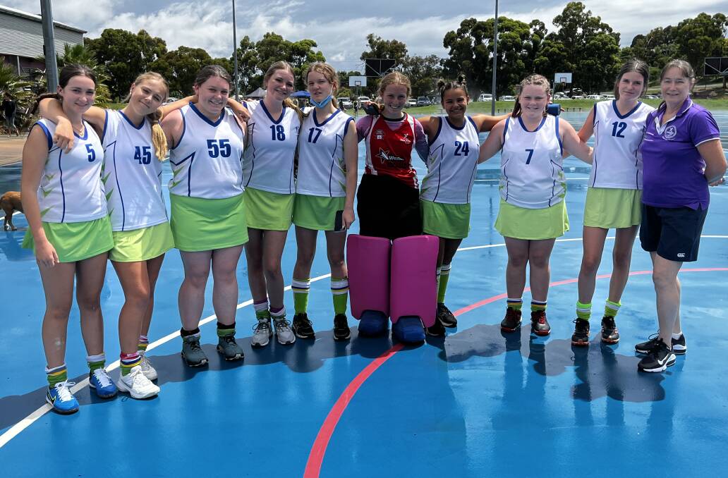 FABULOUS 15s: The Bathurst under 15s girls side, coached by Sheree Richards, placed fourth in division two at the Indoor State Championships. Photo: CONTRIBUTED