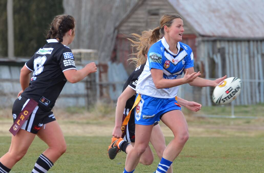 DICTATING TERMS: St Pat's five-eighth Bronte Emanuel was one of the best for her league tag side as they beat Cowra 36-16 on Saturday morning. Photo: ANYA WHITELAW