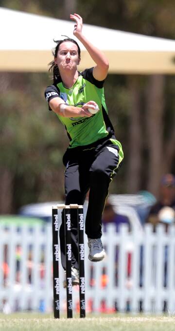 TOP SEASON: Lisa Griffith has impressed with the ball for Sydney Thunder this season. Photo: AAP