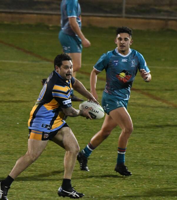The Mungoes were too good for the Warriors on Saturday night, posting a 20-4 win. Photos: CHRIS SEABROOK