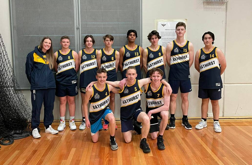 EPIC EFFORT: The Bathurst High School basketball side notched up a thrilling 30-all draw against Orange in their Astley Cup clash. Photo: BATHURST HIGH ASTLEY CUP COVERAGE 2022 FACEBOOK