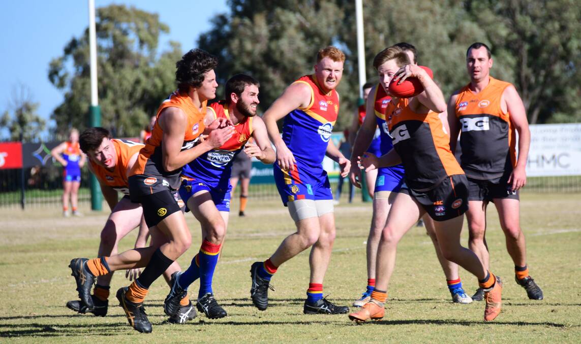 AWAY WIN: The Bathurst Giants made it nine wins for the season when beating Dubbo on Saturday. Photos: AMY McINTYRE