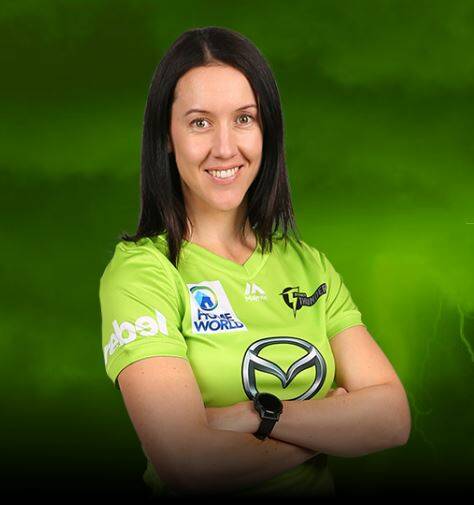 GOOD EFFORT: Lisa Griffith did not concede a single boundary in her four overs against the strong Perth Scorchers outfit on Tuesday night at the WACA. Photo: SYDNEY THUNDER
