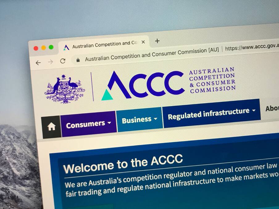 ACCC investigates international money transfer fees